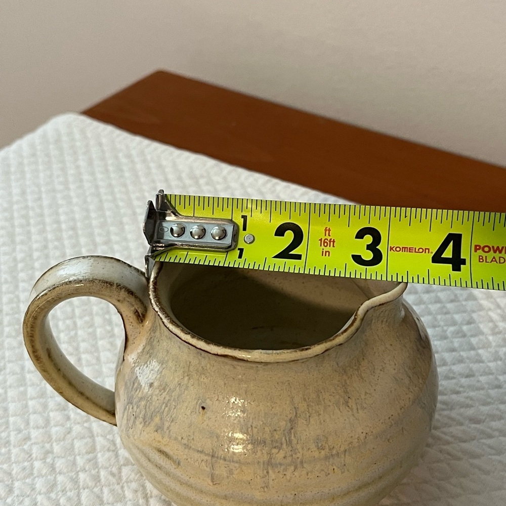 Vintage Hand Thrown Pottery Signed Pitcher Creamer Vase - Picture 8 of 10